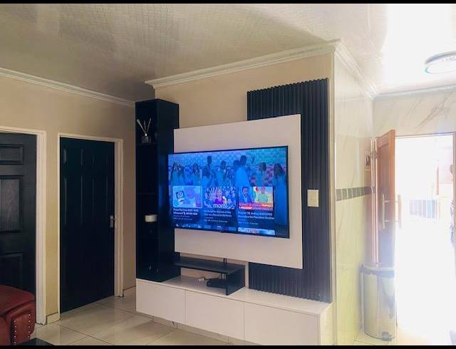 2 BEDROOM APARTMENT FOR SALE IN JABULANI